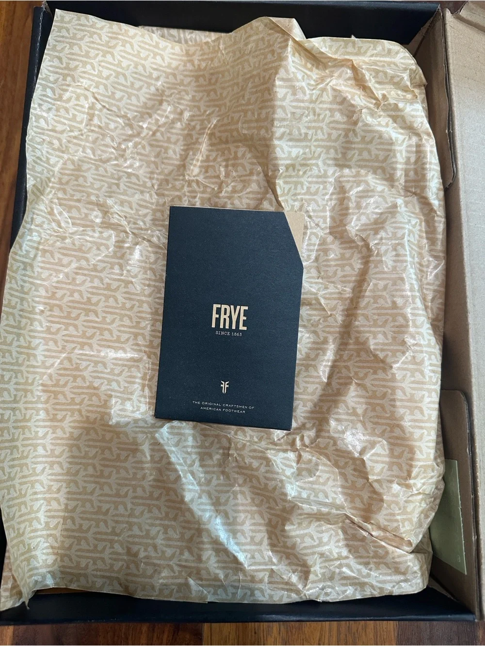 Frye low top